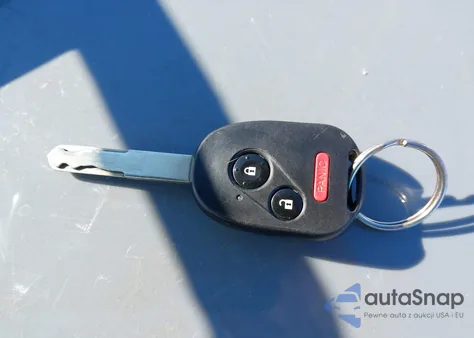 2010 Honda Fit Sport from USA, damaged, VIN JHMGE8H42AC013059